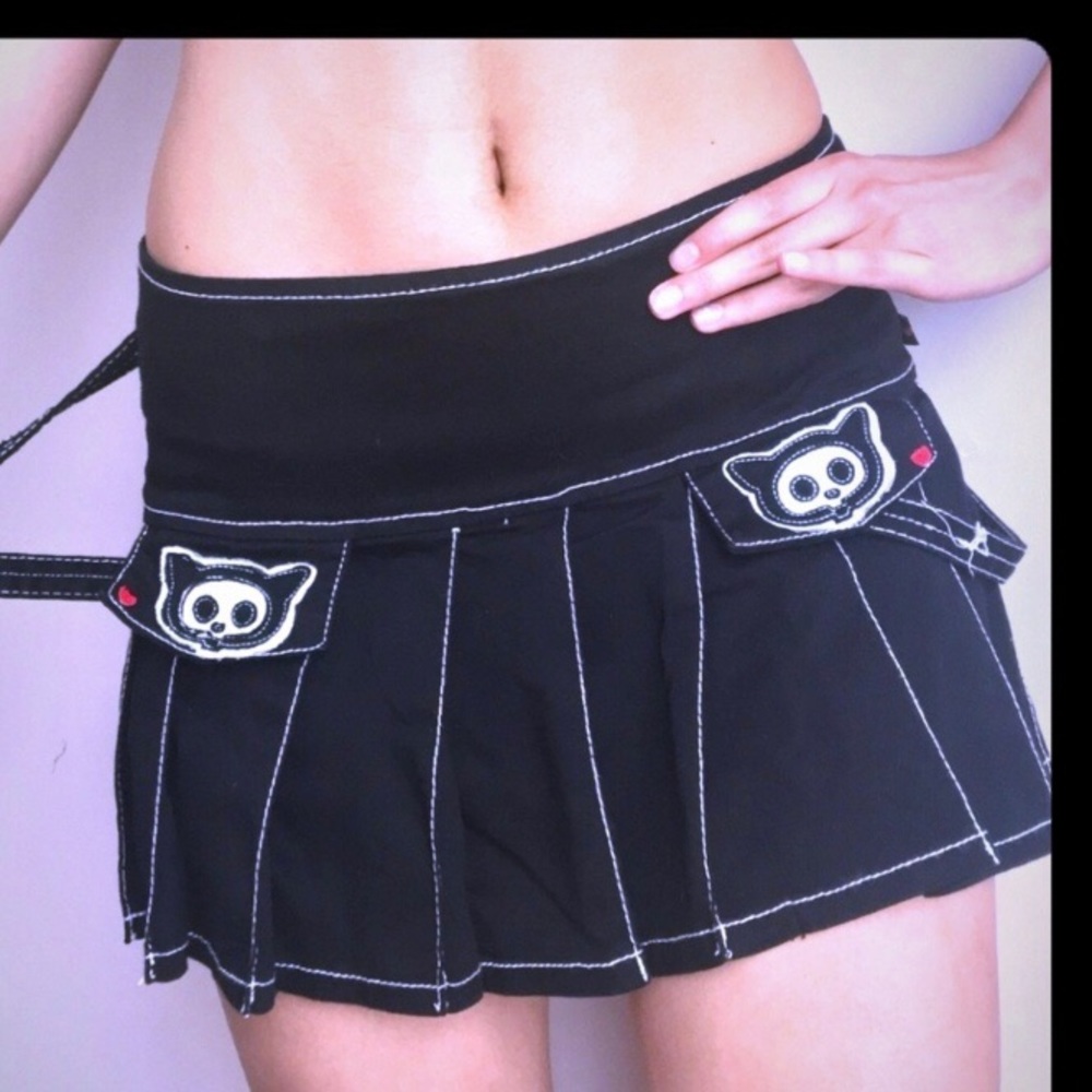Tripp Skeleanimals Skirt Collectors Size Small - Picture 3 of 6